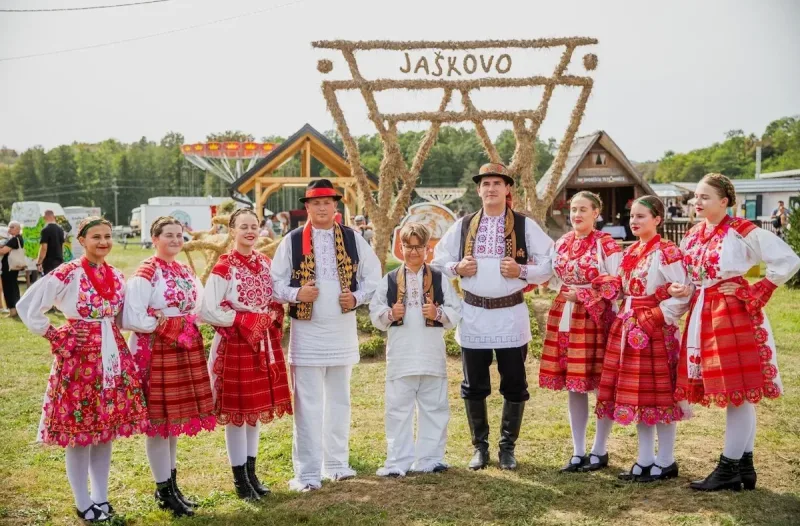 Otok Krk - otok-krk.org - Doživite vikend iz snova na omiljenoj obiteljskoj manifestaciji! Počinje najbogatiji Štrudlafest do sada!