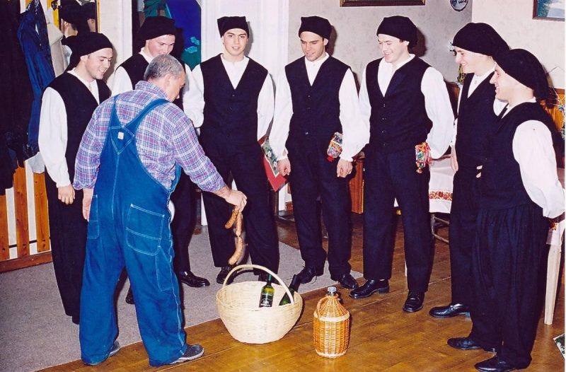 Otok Krk - otok-krk.org - Štorija Marije Gračaković: Kolijani