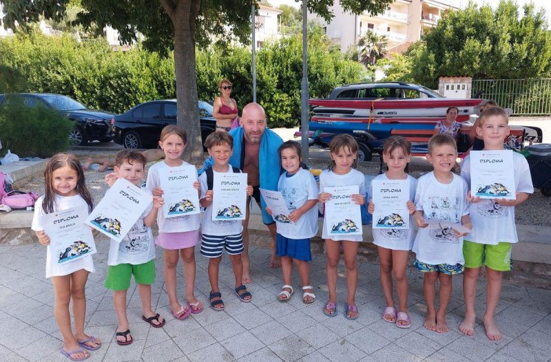 Otok Krk - otok-krk.org - Besplatna obuka neplivača na otoku Krku: 70 djece učilo plivati i sigurnije boraviti u vodi